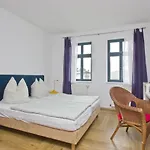 Hébergement de vacances F-1065 Brunnenaue Haus Terrasse, Fuer Gruppen Geeignet *