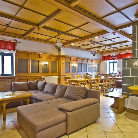 F-1065 Brunnenaue Haus Terrasse, Für Gruppen Geeignet Sagard