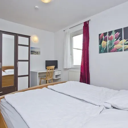 F-1065 Brunnenaue Haus Terrasse, Für Gruppen Geeignet * Sagard